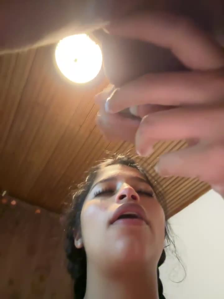 agathageorgiou - Stripchat webcam show • Thursday, June 5, 2025 #Flashing #Striptease #Skinny